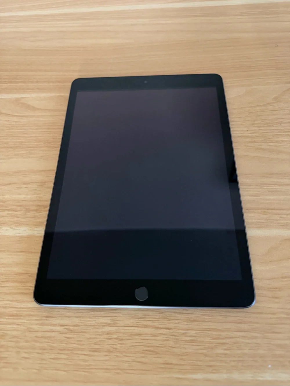 Apple iPad 10.2 in Wi‑Fi Tablet - Gray, 64GB Storage Capacity
